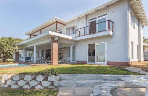 Zinkwazi Beach Villa | Villa ∙ 8 bedrooms ∙ 16 guests
