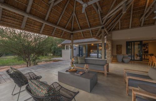 Hoedspruit Villa | Villa Acacia