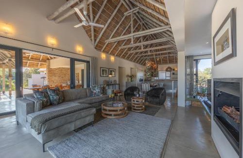 Hoedspruit Villa | Villa Acacia