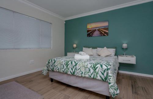 Gansbaai Apartment | Vista da Montanha