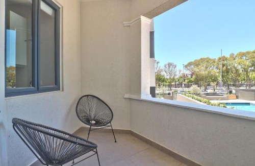 Green Point Apartment | Warwick Mansions 7