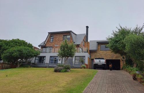 Still Bay Apartment | Watawieu