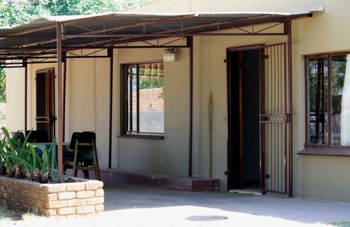 Lephalale Hotel | Welcoming Farmhouse in Limpopo Province