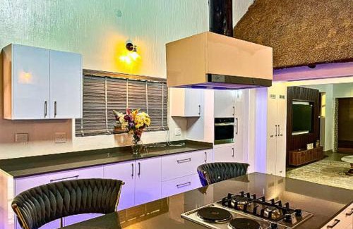 Greater Johannesburg Metropolitan Area House | Wood Valley