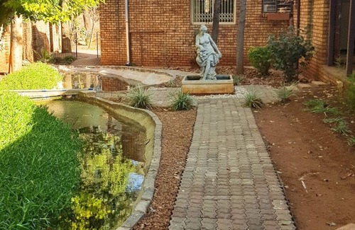 Pretoria House | XYZ Guest House-King Bed Room