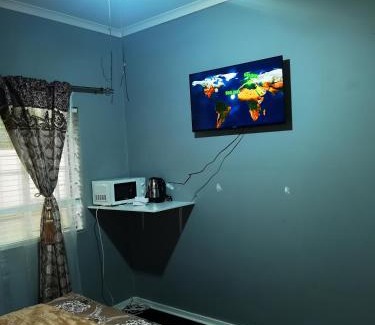 Greater Johannesburg Metropolitan Area House | Yellow Stars Guesthouses