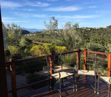 Brackenridge Private Residential Estate House | 380 m² House ∙ 3 bedrooms ∙ 6 guests