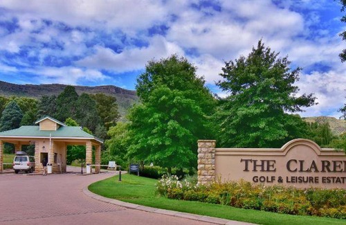 Clarens House | 270 m² House ∙ 4 bedrooms ∙ 8 guests