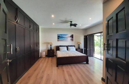 Prince's Grant Golf Estate House | 400 m² House ∙ 4 bedrooms ∙ 8 guests