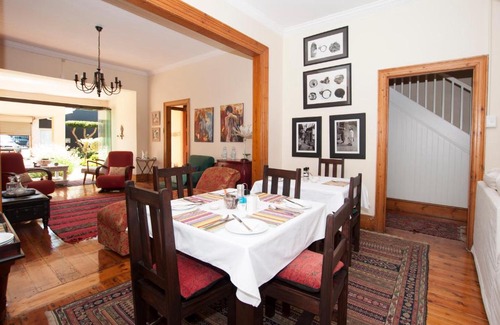 Port Elizabeth Central Bed & Breakfast | Zareba B&B Guesthouse