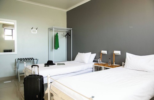 Hermanus City-Centre Hostel | Zzzone Boutique Hostel