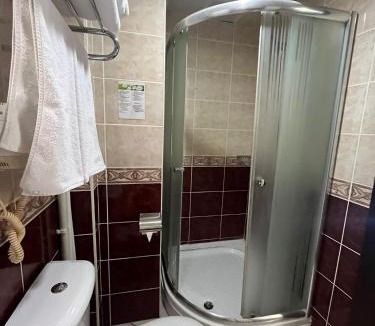 Gumushane Hotel | Çimenler otel