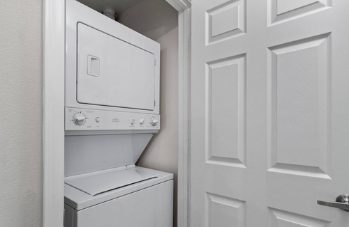San Jose House | 1/1 Lux Apartment Minutes from Downtown San Jose!