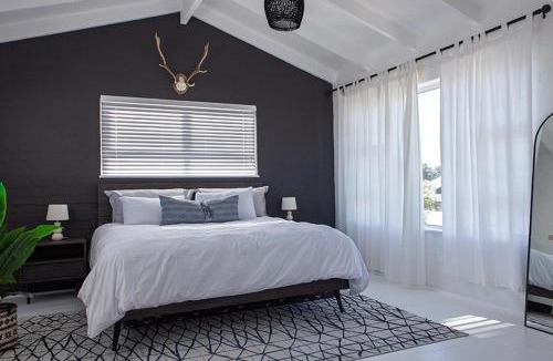 Marina da Gama Apartment | 1 bedroom cottage south of Cape Town