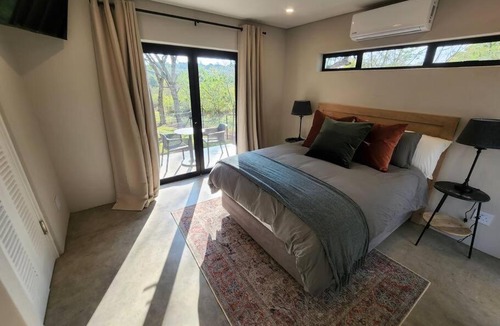 Mbombela Apartment | 1 Bedroom self catering cottage.