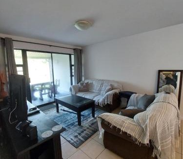 Gonubie Apartment | 1 Coogee Bay