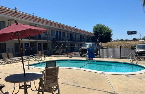 East San Jose Apartment | 1 Full Bed|Mob Acc RI Shwr NS Micfridge
