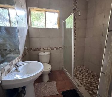Croydon Apartment | 1 Malva rd, Croydon