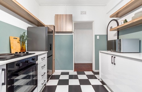 Three Anchor Bay Apartment | 1 Plomarion - Two Bedroom Apartment, Sleeps 4