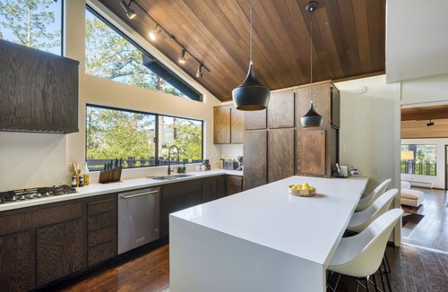 Riebli-Wallace Neighborhood Group House | 10-Acre Wellness Retreat, Pool, Sauna, Ceremony Tent | Fable Sonoma by AvantStay