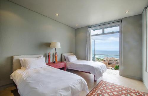 Glentana House | 10 Elf Beach House