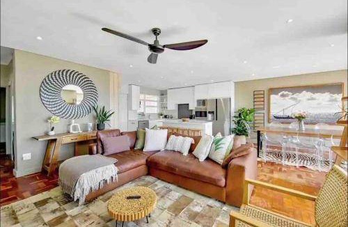Three Anchor Bay Apartment | 100 m² Apartment ∙ 2 bedrooms ∙ 4 guests