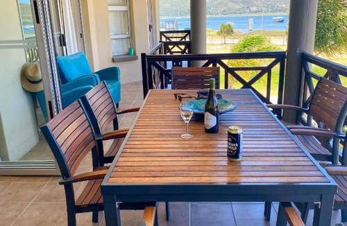 Knysna Central Apartment | 100 m² Apartment ∙ 2 bedrooms ∙ 4 guests