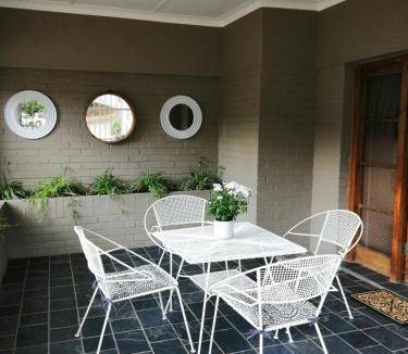 Bloemfontein Apartment | 100 m² Apartment ∙ 2 bedrooms ∙ 4 guests