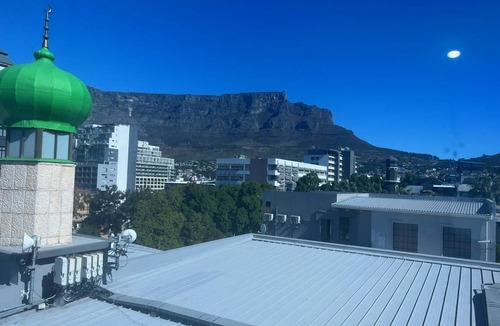 Bo'Kaap Apartment | 100 m² Apartment ∙ 11 bedrooms ∙ 4 guests