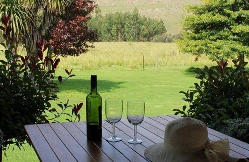 Dullstroom Apartment | 100 m² Apartment ∙ 3 bedrooms ∙ 6 guests