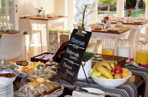 Claremont Bed & Breakfast | 100 m² Bed and breakfast ∙ 3 bedrooms ∙ 127 guests