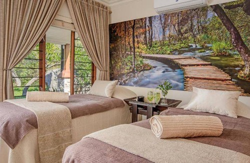 Nelspruit Bed & Breakfast | 100 m² Bed and breakfast ∙ 3 bedrooms ∙ 127 guests