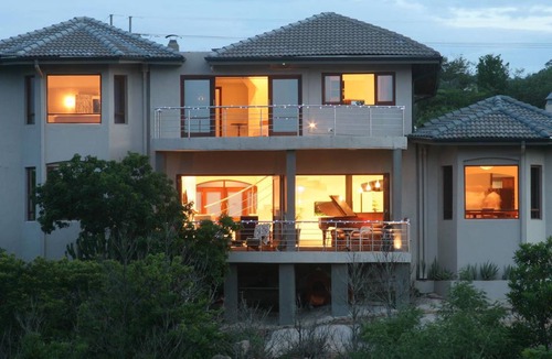 Nelspruit Bed & Breakfast | 100 m² Bed and breakfast ∙ 3 bedrooms ∙ 127 guests