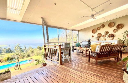 Hilton Bed & Breakfast | 100 m² Bed and breakfast ∙ 3 bedrooms ∙ 127 guests