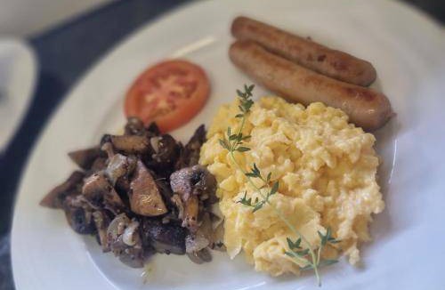 New Redruth Bed & Breakfast | 100 m² Bed and breakfast ∙ 4 guests