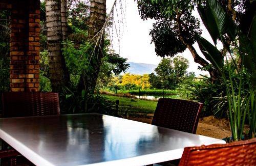 Hazyview House | 100 m² Farmhouse ∙ 2 bedrooms ∙ 6 guests