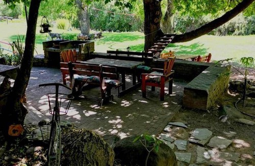 Oudtshoorn House | 100 m² House ∙ 3 bedrooms ∙ 8 guests
