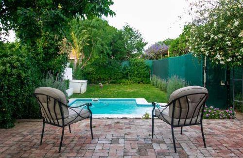 Graaff-Reinet House | 100 m² House ∙ 4 bedrooms ∙ 8 guests