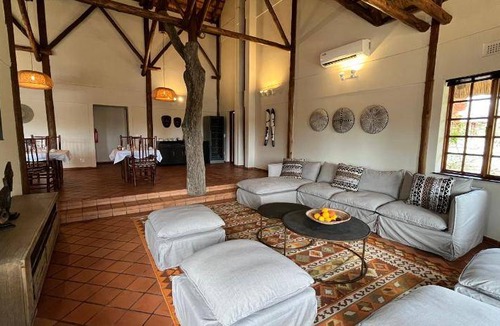 Maruleng Cabin | 100 m² Lodge ∙ 2 bedrooms ∙ 6 guests