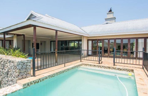 Hazyview Resort | 100 m² Resort ∙ 4 bedrooms ∙ 8 guests
