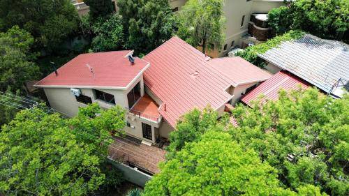 Baileys Muckleneuk Bed & Breakfast | 100 m² Bed and breakfast ∙ 2 guests