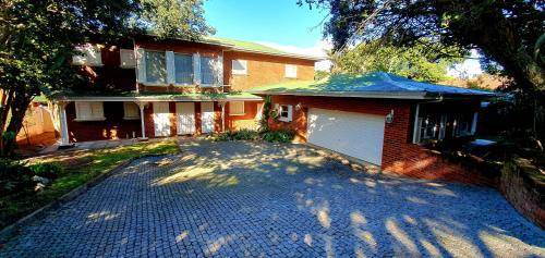 Ramsgate Beach House | 1000 m² House ∙ 3 bedrooms ∙ 10 guests
