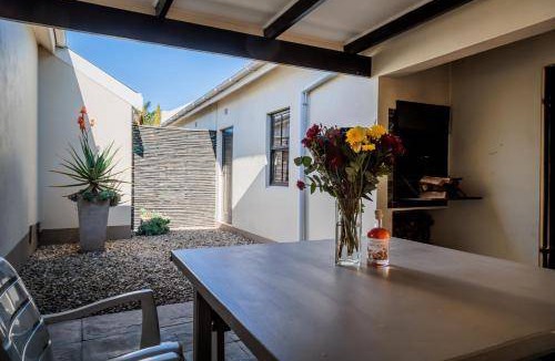 Swellendam Ski Chalet | 107 m² Chalet ∙ 3 bedrooms ∙ 5 guests