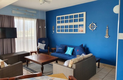 Margate Beach Apartment | 108 m² Apartment ∙ 2 bedrooms ∙ 6 guests