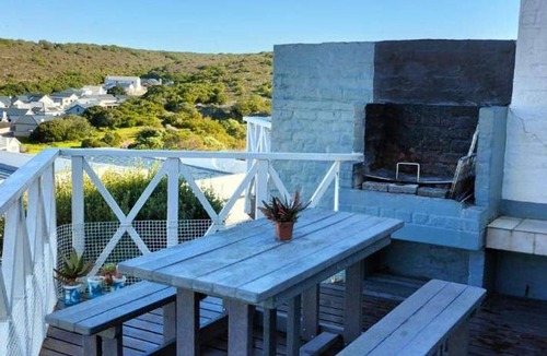 Still Bay Resort | 108 m² Resort ∙ 3 bedrooms ∙ 6 guests