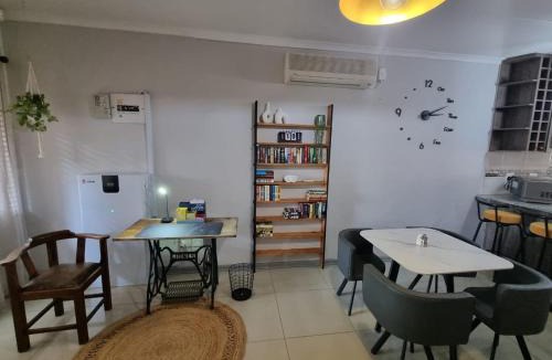 Kimberley Apartment | 11 Debonair Self Catering Apartment