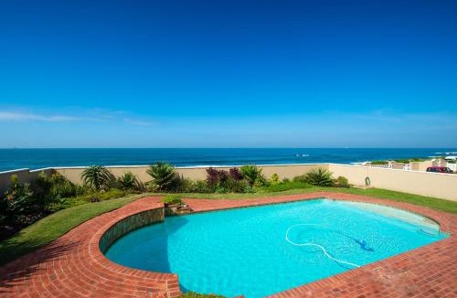 Selection Beach Apartment | 11 Waterfront Umdloti