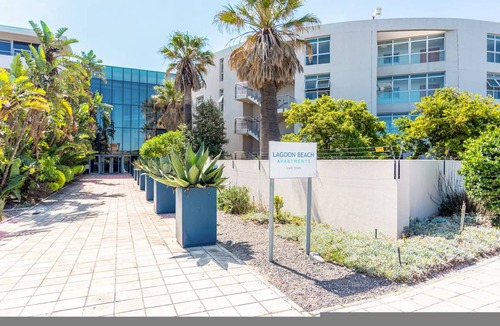 Lagoon Beach Apartment | 110 m² Apartment ∙ 2 bedrooms ∙ 4 guests