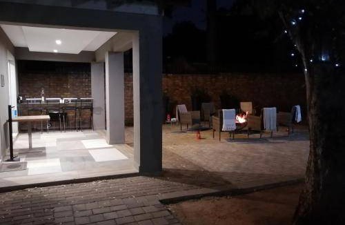 Centurion House | 110 m² House ∙ 2 bedrooms ∙ 6 guests
