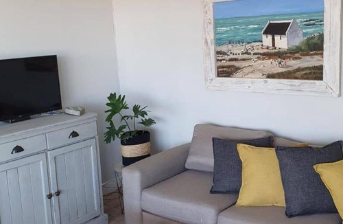 Struisbaai House | 110 m² House ∙ 2 bedrooms ∙ 4 guests